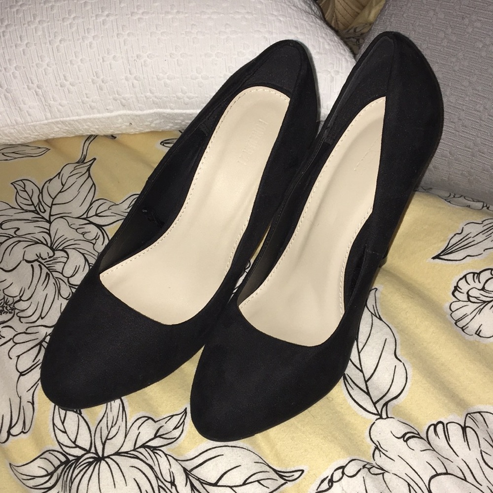 HEELS